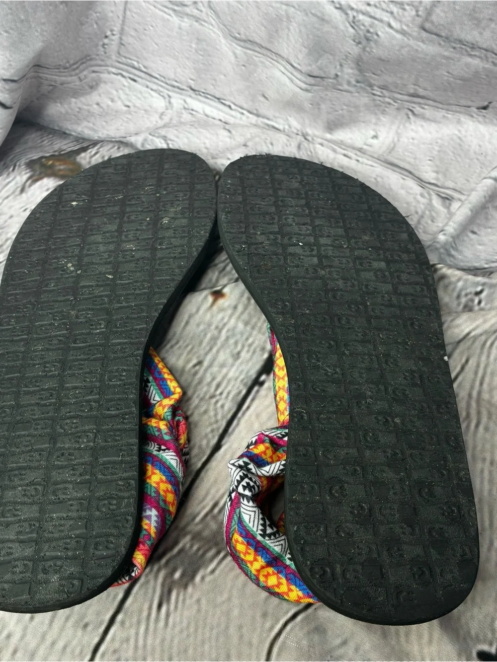 Sanuk Yoga Sling Boho Chic Aztec Tribal Fabric Festival Casual Thong Sandals 6